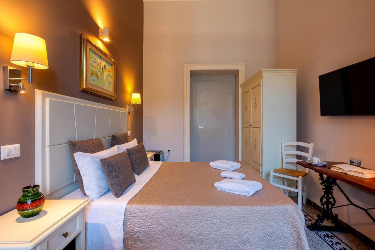 Marlin Rooms Cagliari Ngoại thất bức ảnh