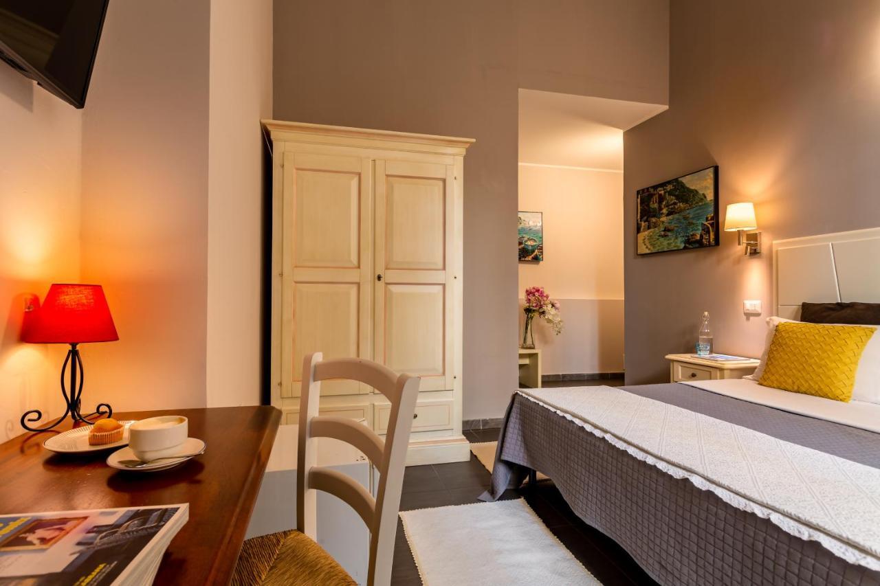 Marlin Rooms Cagliari Ngoại thất bức ảnh